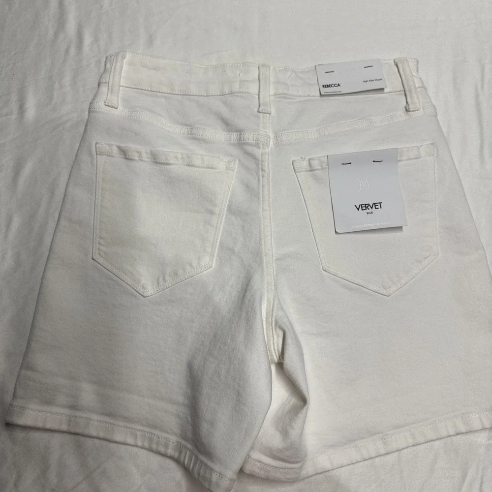 Vervet Rebecca High Rise Shorts White Medium